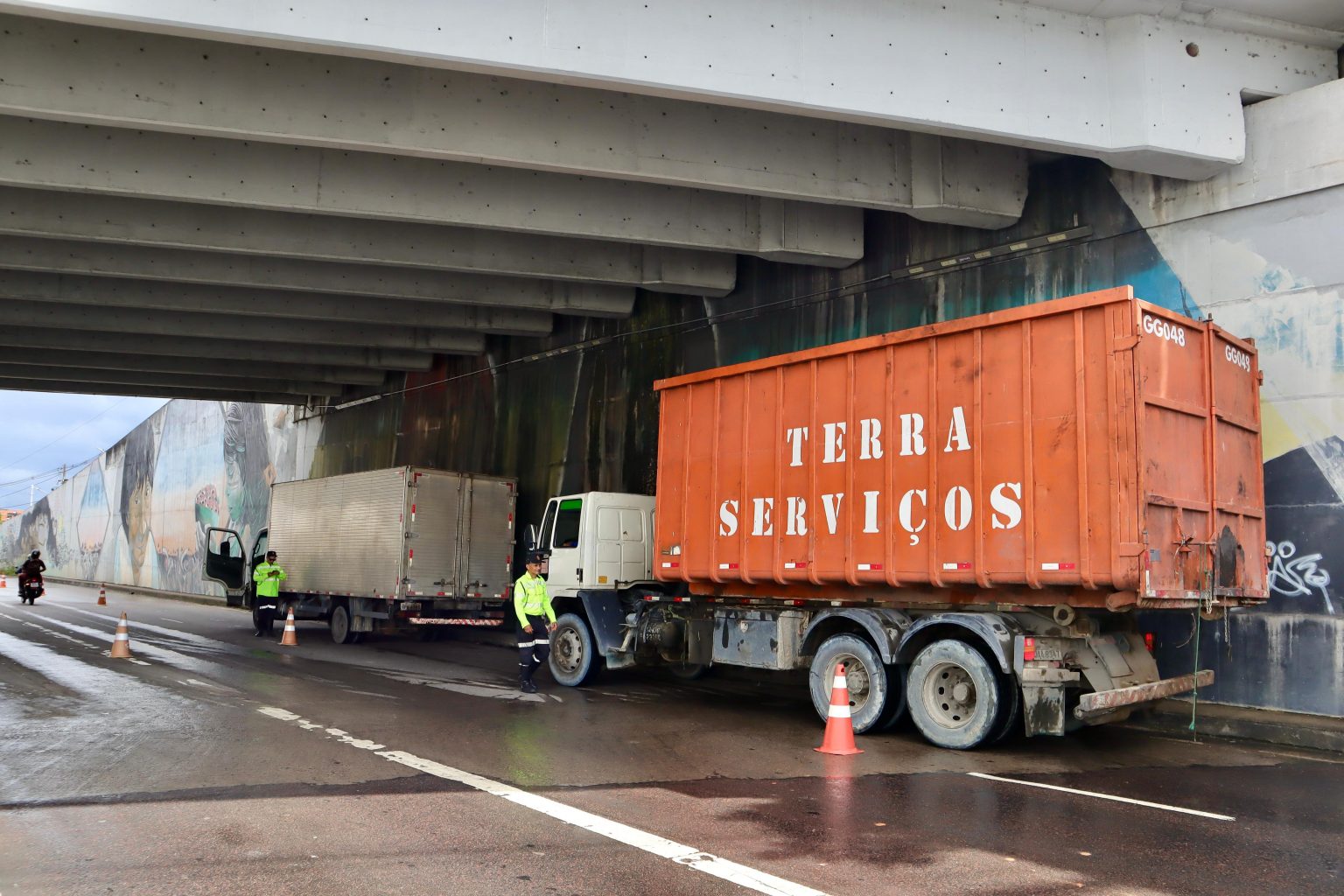 fiscalizacao de veiculos pesados na zona Norte 2