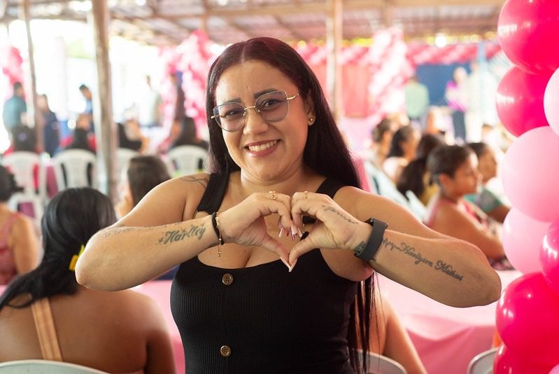 Mães de alunos do Pelci destacam compromisso do Governo do Amazonas com esporte e lazer 8 mascilene