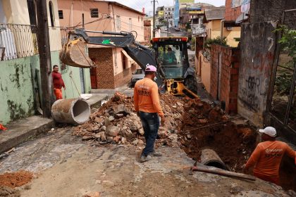 rede de drenagem profunda no bairro Alvorada 1