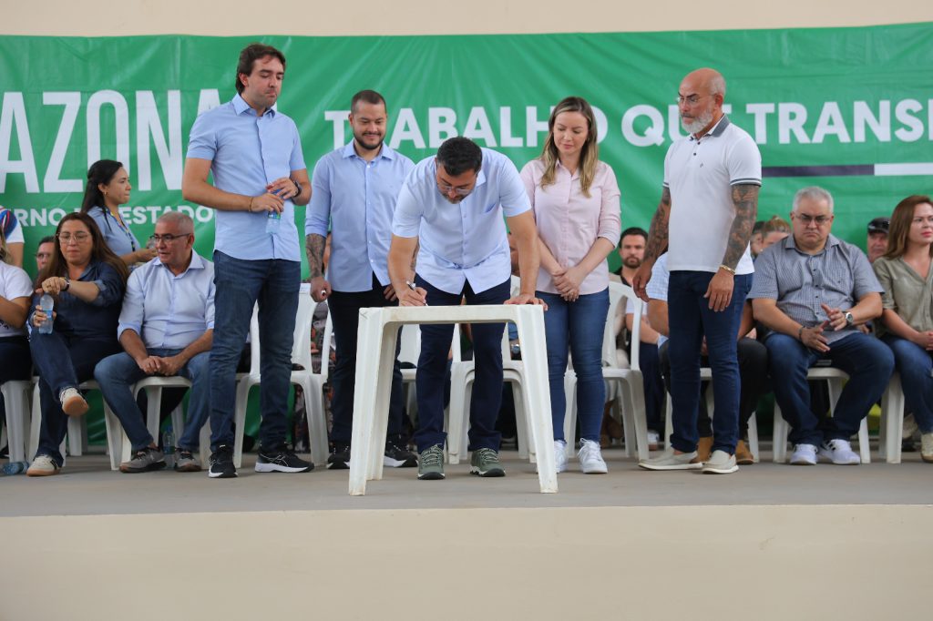 Em Itacoatiara, Governador Wilson Lima destina R$ 2,8 milhões em investimentos para setor primário 12 39eb5eed dd74 409b ad5a 994643d9e674 1024x682 1