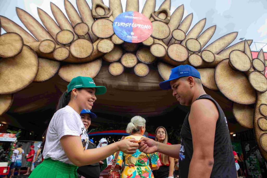 Festival de Parintins 2025: Amazonastur prepara operação com foco na experiência do turista e fortalecimento do setor 6 AMAZONASTUR Turistodromo Parintins Foto Lucas Silva Amazonastur1 1024x683 1
