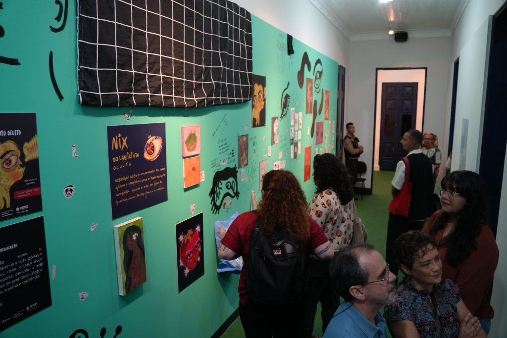 Casa das Artes reabre com cinco exposições inéditas e celebra diversidade na produção visual 13 Cultura Casa das Artes foto Aguilar Abecassis Secretaria de Estado de Cultura e Economia Criativa 9 1024x683 1