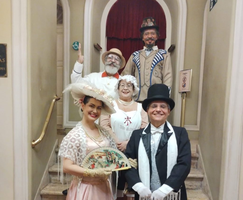 ‘Belle Époque’: Visita teatralizada no Teatro Amazonas convida o público a uma viagem no tempo 6 Cultura Visita Teatralizada Teatro Amazonas foto Divulgacao 2 1 1024x845 1