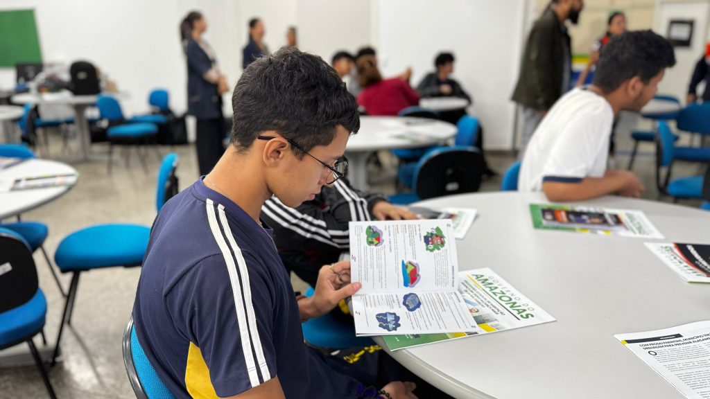 Defesa Civil na Escola: Alunos de escola estadual recebem capacitação sobre proteção civil 17 DC DEFESA CIVIL ESCOLA FOTOS LUCAS MONTEIRO 8 1024x576 1