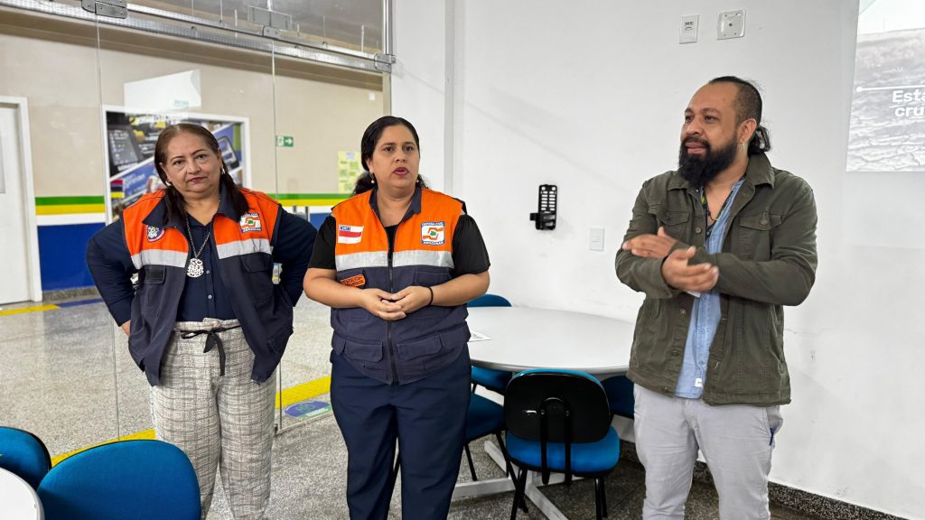 Defesa Civil na Escola: Alunos de escola estadual recebem capacitação sobre proteção civil 14 DC DEFESA CIVIL ESCOLA PROF DHEYSON LEMOS FOTOS LUCAS MONTEIRO 3 1024x576 1