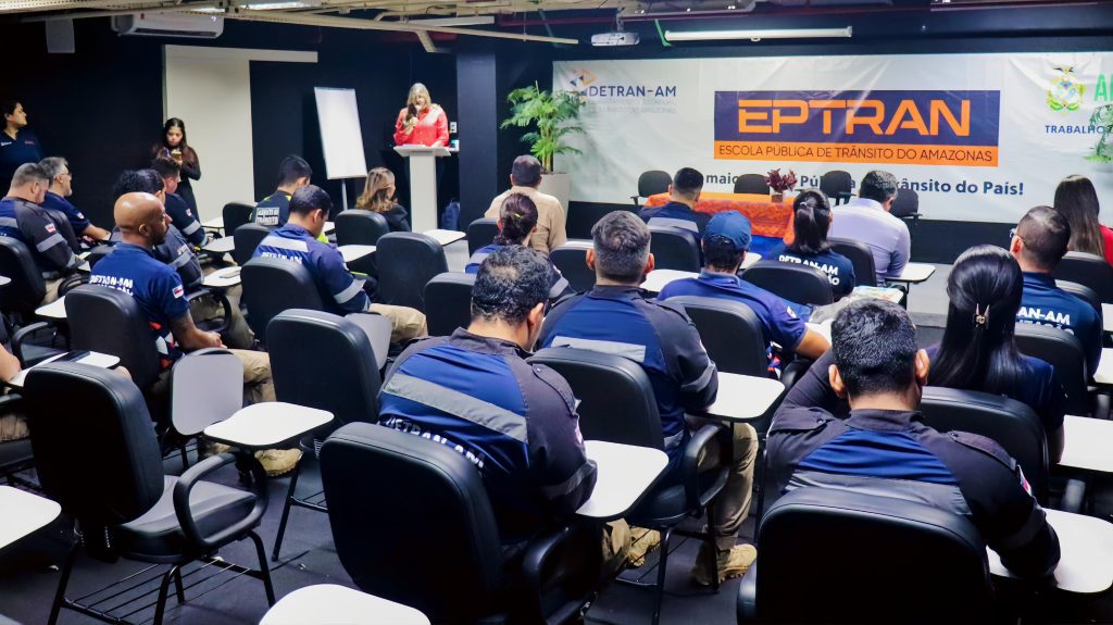 Detran-AM: Eptran qualifica 31 agentes em curso de Perícia em Sinistros de Trânsito 7 Detran AM Agentes certificados Creditos Divulgacao Detran AM 1024x575 1