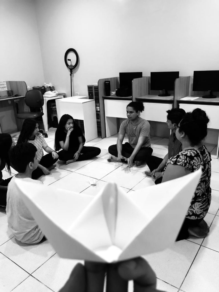 Projeto Acesso Livre: Teatro para Todos fará última apresentação no sábado na Escola Maria de Lourdes no Alvorada 5 Divulgacao1 768x1024 1