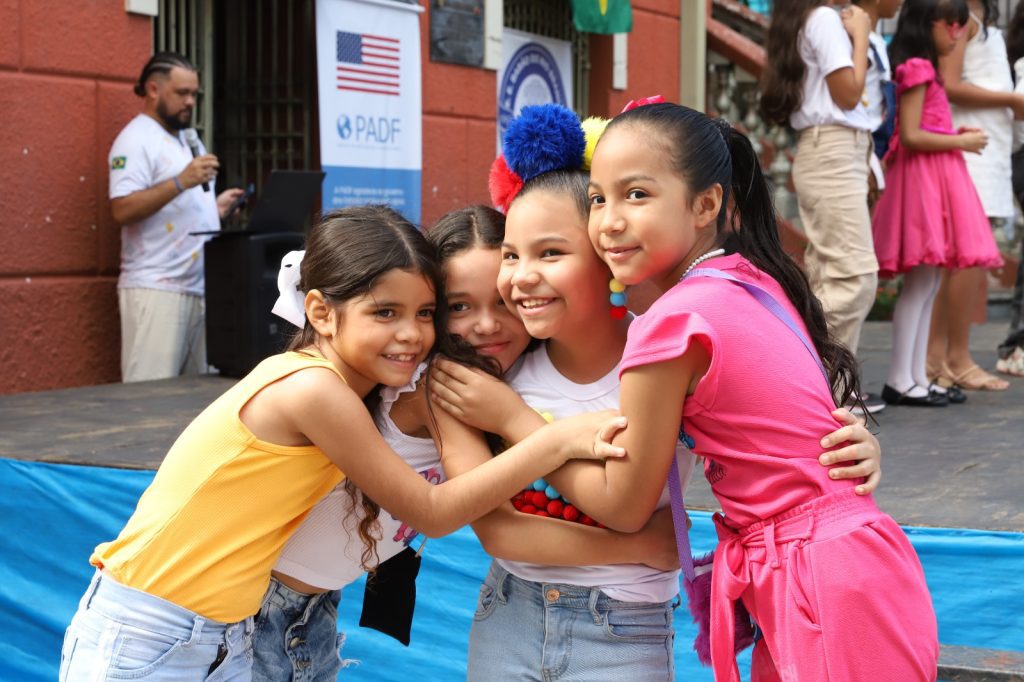 “Festa da Amizade”: Escola Estadual Barão do Rio Branco realiza ação de combate à xenofobia contra populações imigrantes 8 Educacao Festa Amizade Foto Eduardo Cavalcante 1024x682 1