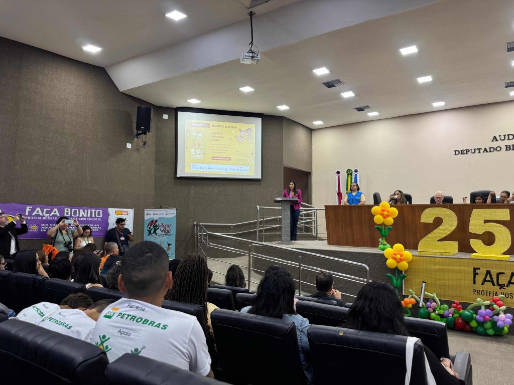 Faça Bonito: FVS-RCP reforça importância do enfrentamento à violência sexual contra crianças e adolescentes durante seminário 13 FVS RCP Seminario Faca Bonito 2025 FOTO Anne Alves FVS RCP 2 1 1024x768 1