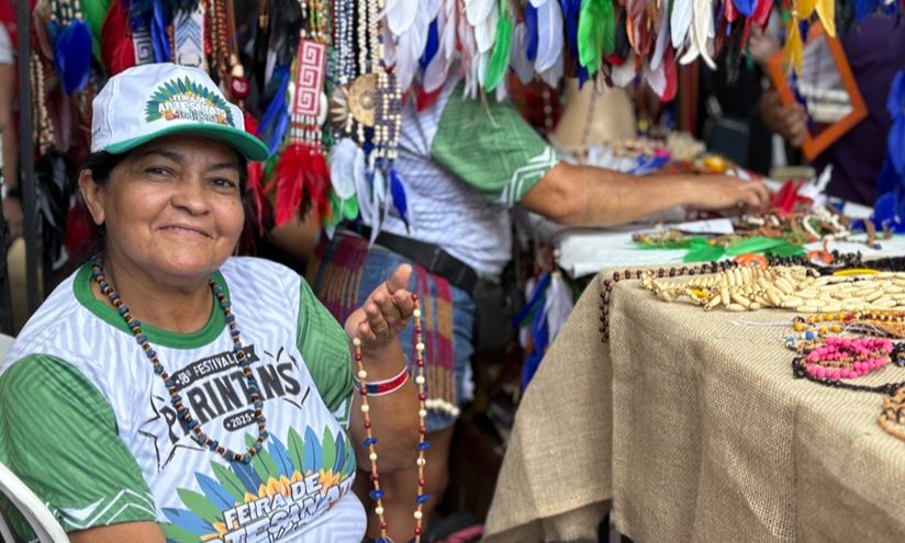Festival de Parintins 2025: Torcedores dos bois podem adquirir produtos na 5° Feira de artesanato indígena 6 Feira artesanto fepiam 03