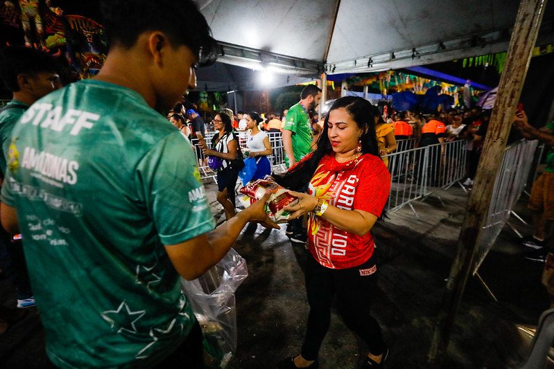 Festival de Parintins 2025: Governo do Amazonas arrecada mais de 70 mil itens de alimentos durante a Festa dos Visitantes 6 Festa dos Visitantes Foto Arthur Castro Secom 2