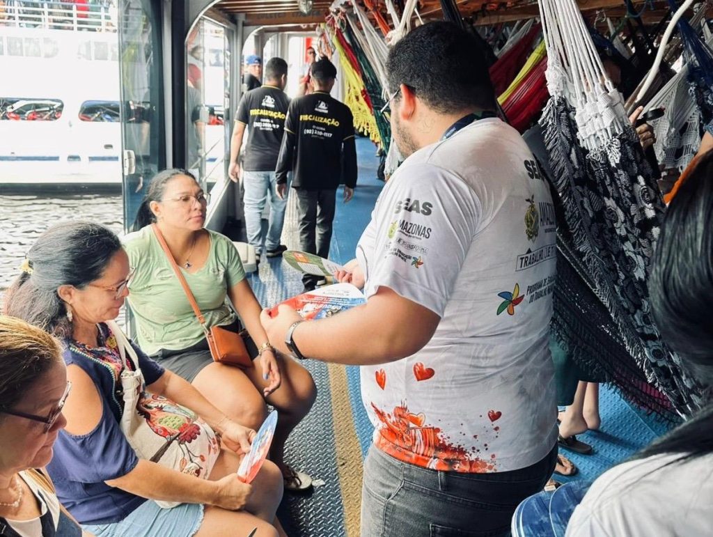 Festival de Parintins 2025: Seas orienta população sobre proteção de crianças e adolescentes nas embarcações com destino a Parintins 7 Festival de Parintins 2025 Seas orienta populacao sobre protecao de criancas e adolescentes nas embarcacoes com destino a Parintins 3 1024x771 1