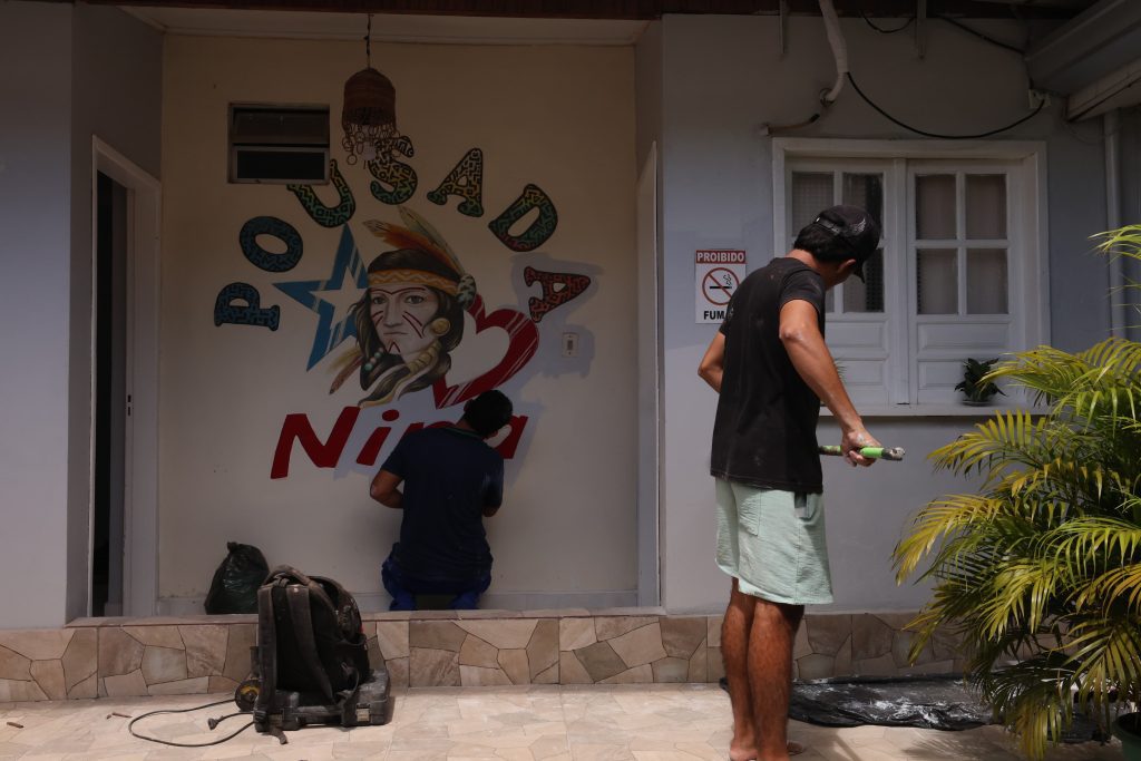 Festival de Parintins 2025: Comércio da cidade já está preparado para receber turistas e torcedores 12 Festival de Parintins 2025 Comercio da cidade ja esta preparado para receber turistas e torcedores 6 foto Mauro Neto Secom 3 1024x683 1