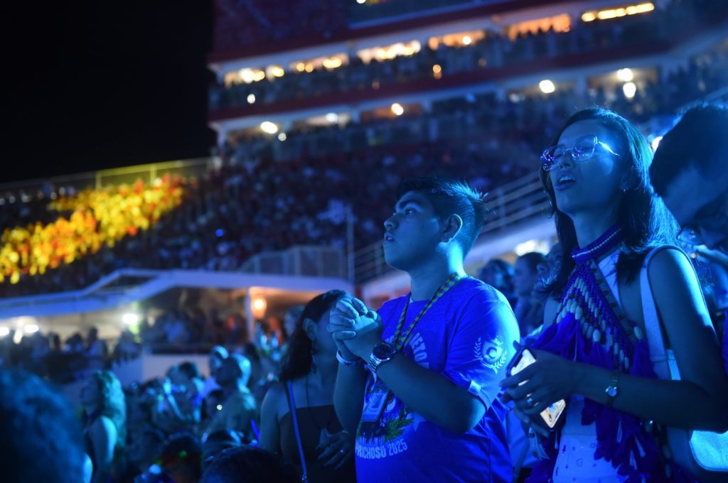 Festival de Parintins 2025: Pessoas com Deficiência brincam de boi-bumbá com acessibilidade no espaço do Governo do Amazonas 7 Foto Lincoln Ferreira Sejusc3 1024x680 1