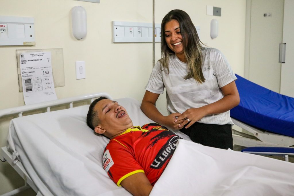 Governador Wilson Lima anuncia mutirão de cirurgias com mais de 40 mil procedimentos em todo o Amazonas 15 Governador Wilson Lima anuncia mutirao de cirurgias com mais de 40 mil procedimentos em todo o Amazonas 6 motoboy Bruno da Silva Fotos Alex Pazuello e Diego Peres Secom 1024x682 1