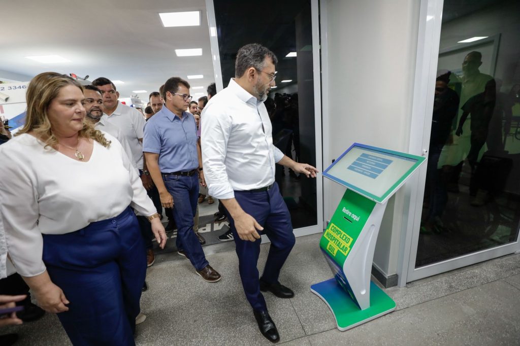 Governador Wilson Lima entrega novo pronto atendimento e serviço de ressonância 24 horas do Complexo Hospitalar Sul 12 Governador Wilson Lima entrega novo pronto atendimento e servico de ressonancia 24 horas do Complexo Hospitalar Sul 3 fotos Alex Pazuello e Diego Peres Secom 3 1024x682 1