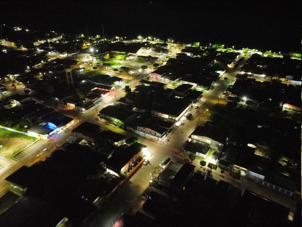Governador Wilson Lima leva modernização da iluminação pública a Borba e Novo Aripuanã com mais de R$ 15 milhões em investimentos 14 Governador Wilson Lima leva modernizacao da iluminacao publica a Borba e Novo Aripuana com mais de R 15 milhoes em investimentos 7 foto Mauro Neto Secom 1024x768 1