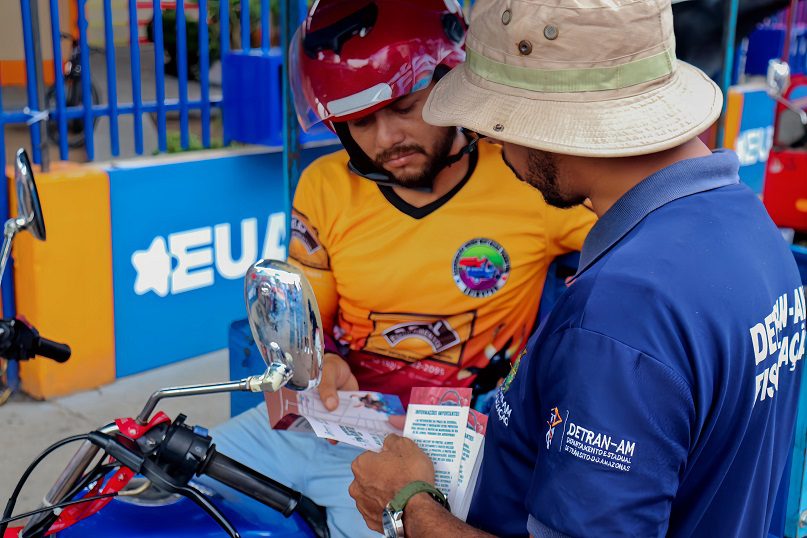 Festival de Parintins 2025: Detran-AM inicia distribuição de 10 mil mapas informativos 8 Mapas Detran CRED Divulgacao Detran AM 3