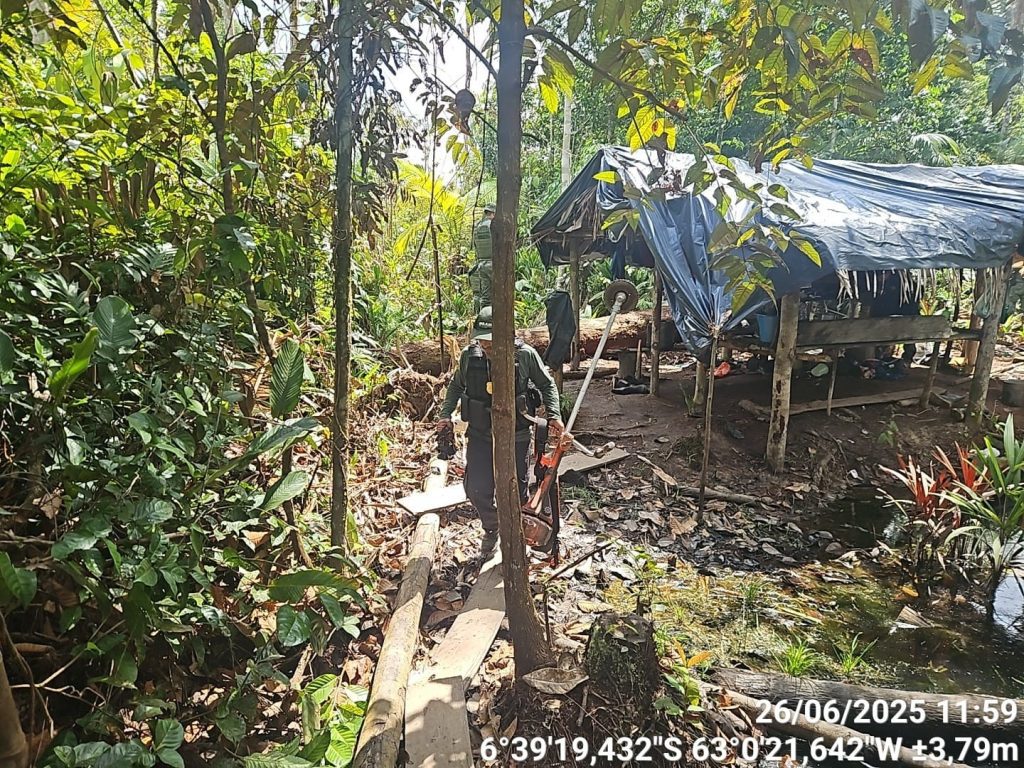 Operação Tamoiotatá V: Ipaam aplica mais de R$ 930 mil em multas por criação ilegal de gado na Floresta de Tapauá 7 Operacao Tamoiotata V Foto 2 27 06 2025 1024x768 1