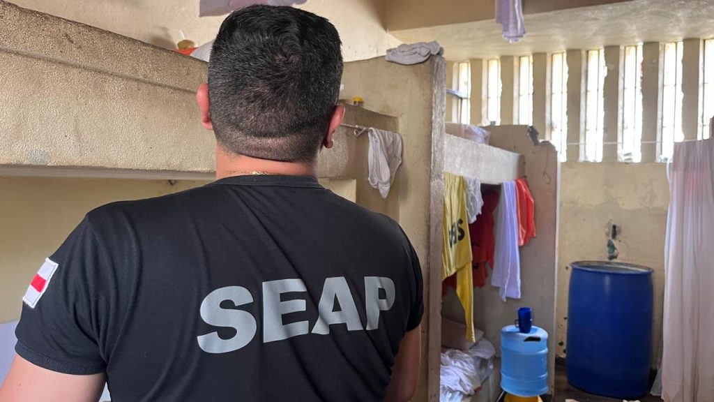 Seap, integrada com as forças de segurança, realiza operação de revista na Unidade Prisional do Puraquequara 8 Operacao revista Foto Seap 2 1024x576 1
