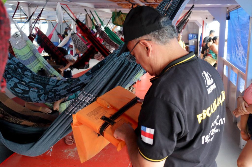 Festival de Parintins 2025: Arsepam inicia plano operacional de fiscalização para possibilitar um transporte seguro durante o evento 9 Operacao Parintins 2024 Arsepam Foto Divulgacao 5 1024x682 1