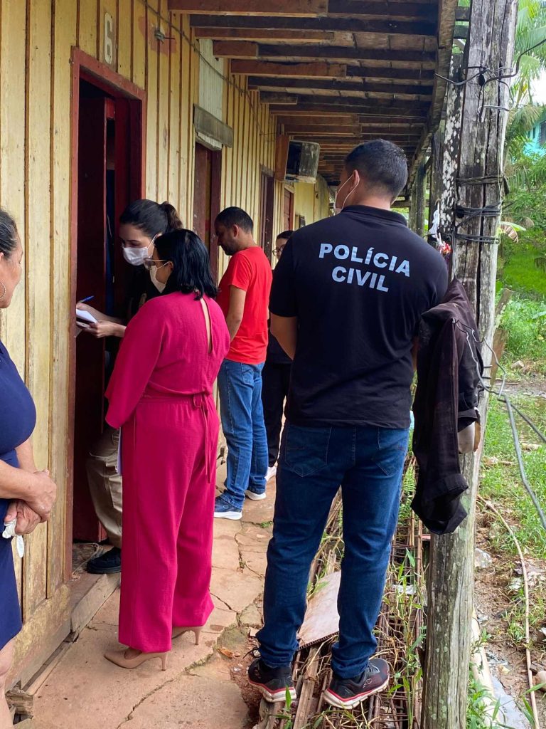 Junho Violeta: Em Beruri, PC-AM e Secretarias Municipais apuram situação de risco e vulnerabilidade a idosos em hospedaria 8 PC AM ACAO POLICIAL FOTOS DIVULGACAO 768x1024 1