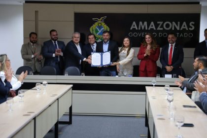 Parceria entre Afeam e OAB AM amplia acesso a linha de financiamento para advogados no estado 1 Diego Peres Secom 1024x682 1