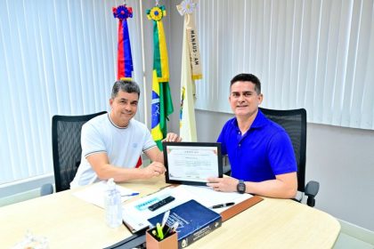 Prefeito David Almeida recebe certificado do Governo Federal pelo programa Meu Municipio pelos ODS