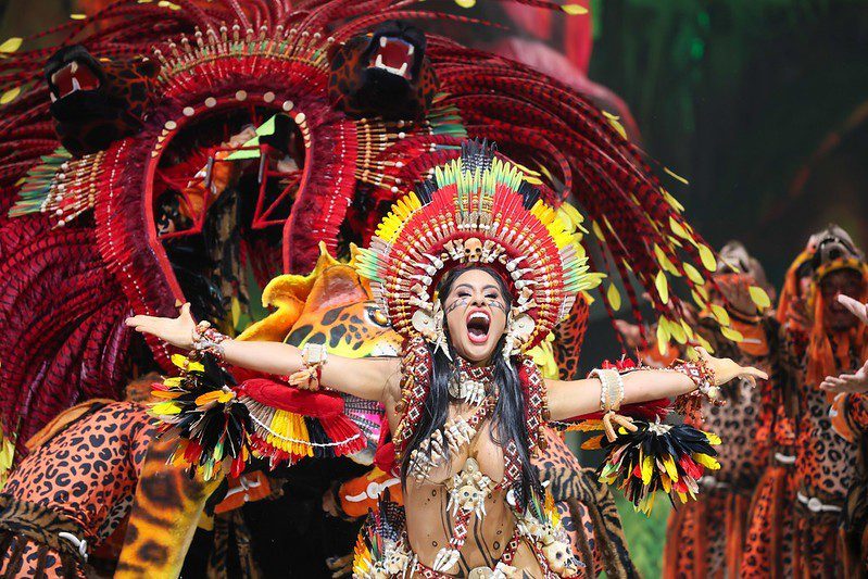 Festival Parintins 2025: Boi Garantido abre a primeira noite resgatando as raízes culturais da Amazônia no Bumbódromo 11 SECOM FESTIVAL DE PARINTINS 2025 GARANTIDO5 FOTO MAURO NETO