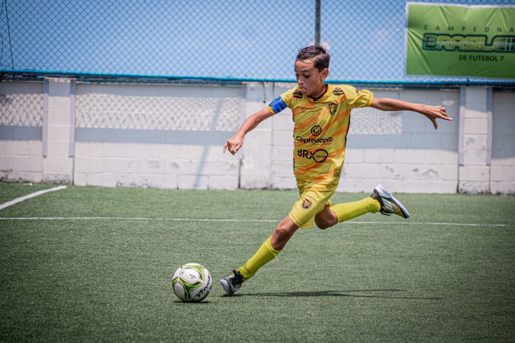 Com apoio do Governo do Amazonas atleta amazonense realizará avaliação no Fluminense 6 SEDEL 2 Samuel Feitosa na Base do Amazonas FC FOTO Arquivo Pessoal 1024x683 1