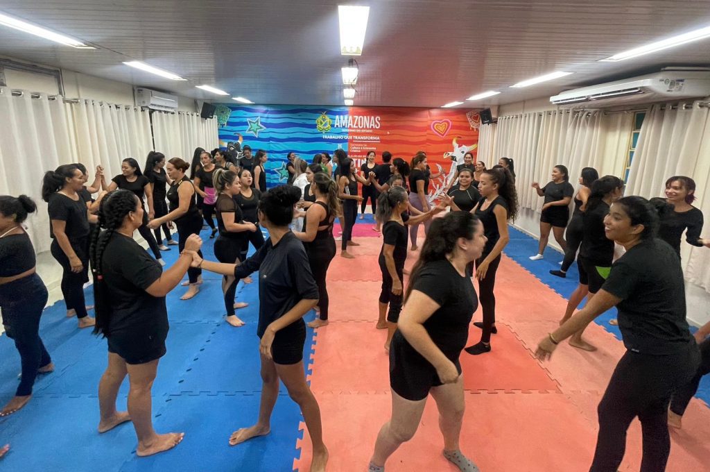 Festival de Parintins 2025: Governo do Amazonas abre inscrições para a 2ª Edição do Curso de Defesa Pessoal Feminina 6 SEDEL 2a Edic807 a771 o do Curso de Defesa Pessoal Feminina FOTO Divulgac807 a771 o SEDEL 1024x680 1