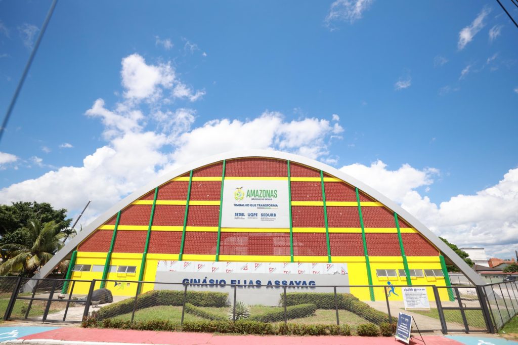 Festival de Parintins 2025: Governo do Amazonas abre inscrições para a 2ª Edição do Curso de Defesa Pessoal Feminina 5 SEDEL Fachada do Ginisio Elias Assayag FOTO Tiago Corrza UGPE 1024x682 1