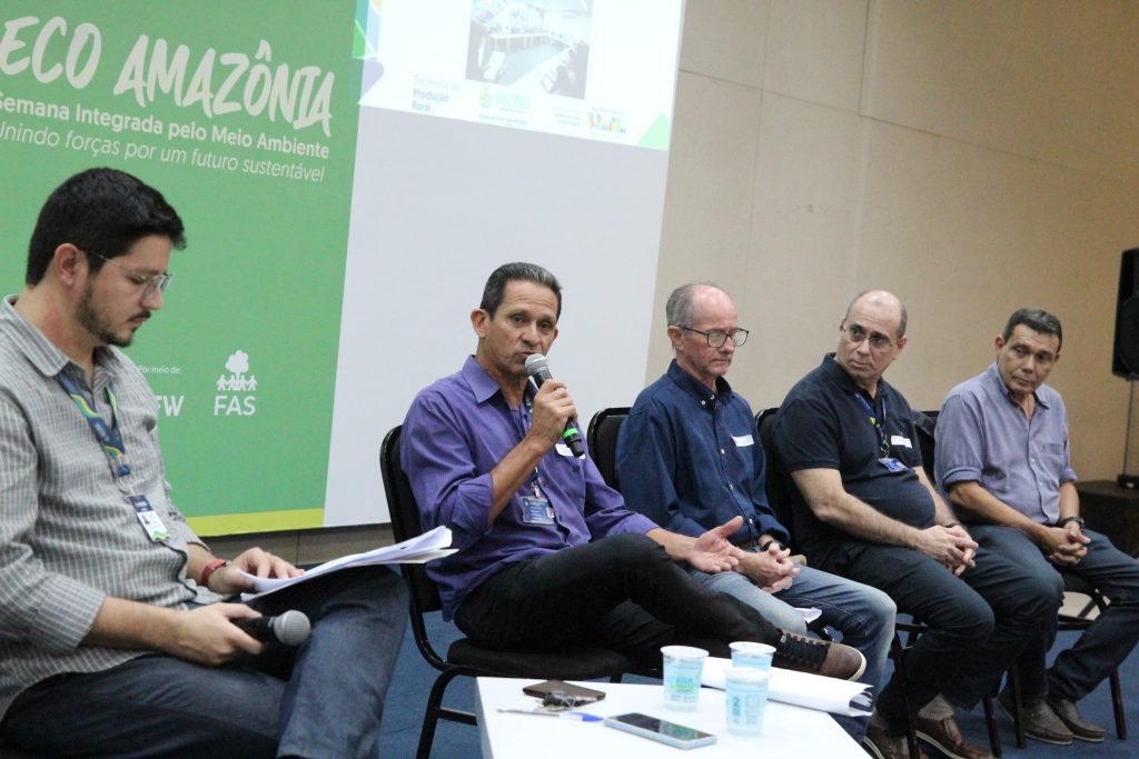 Sepror realiza painel de debates sobre estratégias de comercialização agrícola sustentável e execução do Plano ABC+ 8 SEPROR PALESTRAS NA ECO AMAZONIA TECNICO EM AGROPECUARIA HELIO ARAUJO FOTO RUY NERY SEPROR 1024x683 1