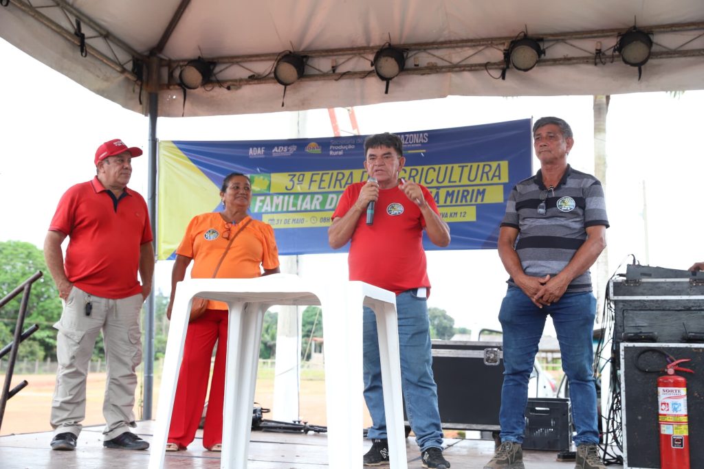 Governo do Amazonas, por meio da Sepror, apoia a 3ª Feira da Agricultura Familiar do Tarumã-Mirim 7 SEPROR TERCEIRA FEIRA DA AGRICULTURA FAMILIAR MANAUS PRESIDENTE DO CONSELHO JOSE SALVADOR FOTO ISAAC MAIA SEPROR 3 1024x683 1