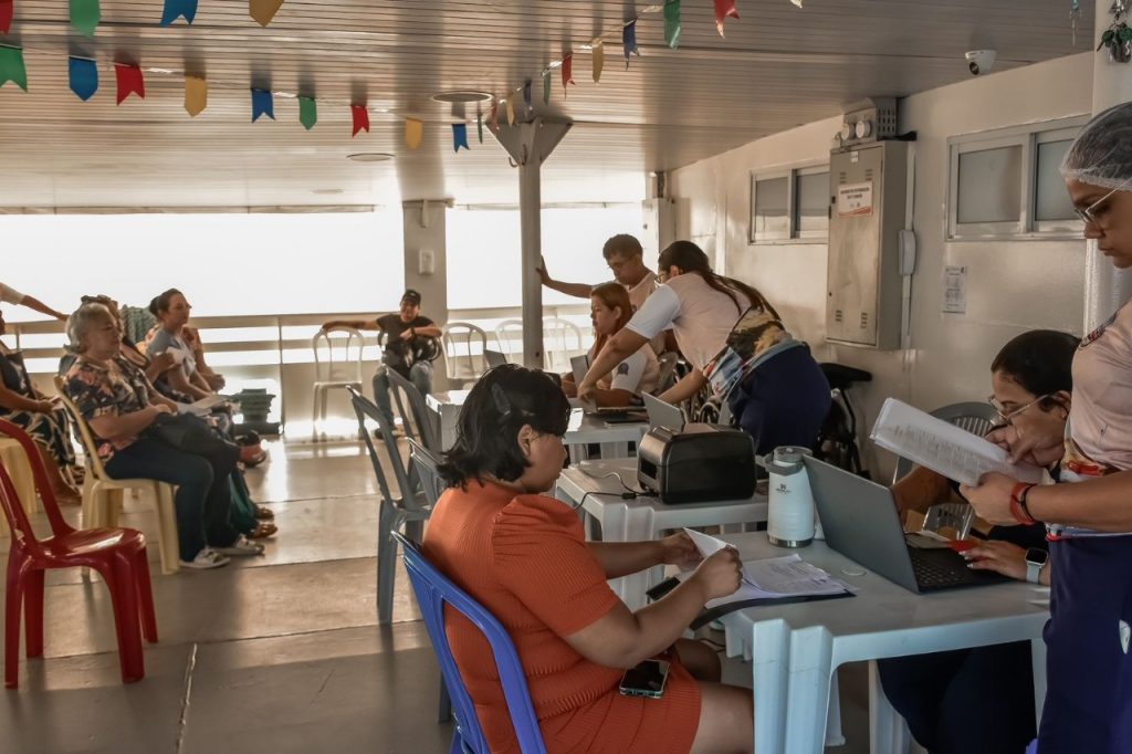 Festival de Parintins 2025: SES-AM registrou mais de 2 mil atendimentos, no dia da Festa dos Visitantes 8 SES AM Atendimentos Festa dos Visitantes Parintins Foto Evandro SeixasSES AM 1024x682 1