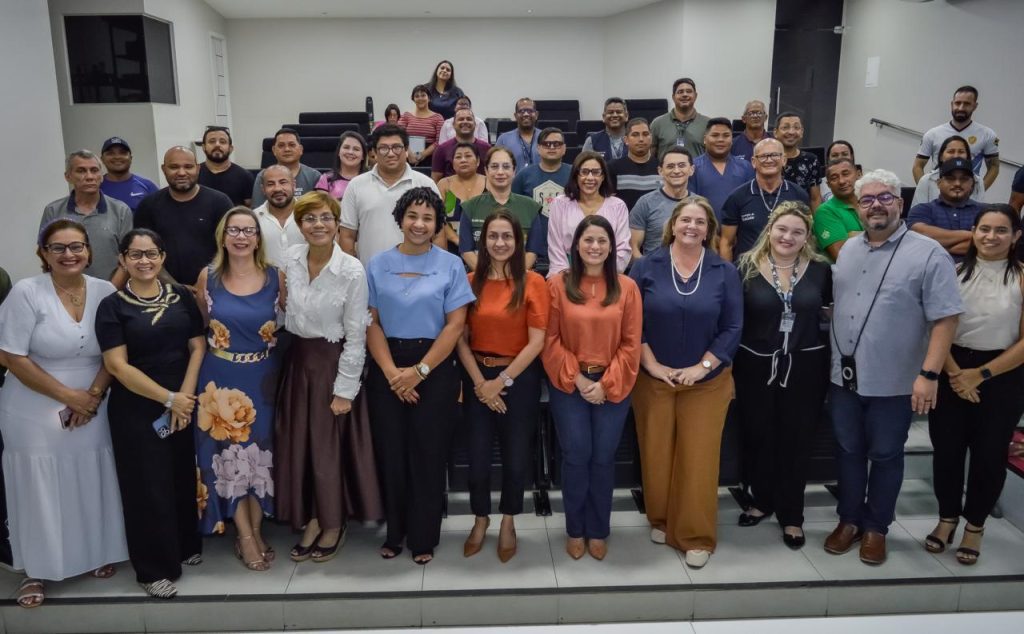 Festival de Parintins 2025: SES-AM reforça estrutura de saúde local e envia 113 profissionais para atuar em várias frentes 10 SES AM FOTO evandro seixas ses am 1 1024x634 1
