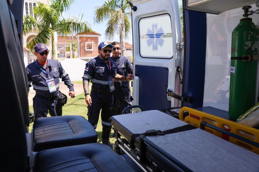 Festival de Parintins 2025: saiba onde buscar atendimento de saúde na ilha Tupinambarana 9 SES Ambulanciass Foto Evandro Seixas SES AMjpe 1024x682 1
