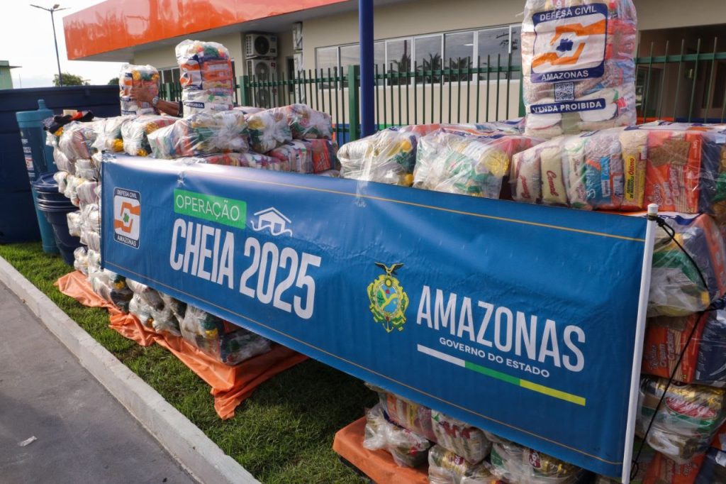 Governo do Amazonas divulga boletim sobre a cheia no estado, nesta terça 5 Secom Boletim da Cheia Foto Mauro Neto Secom 1 1024x682 1