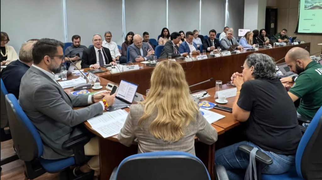 Em Brasília, Sema preside Comitê Nacional Tripartite e participa de reuniões estratégicas sobre regularização ambiental 6 Sema Comite Nacional Tripartite FOTO ABEMA 2 1024x575 1