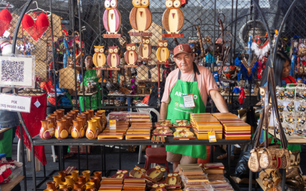 Festival de Parintins 2025: Mostra de Artesanato e Economia Solidária completa 20 anos e destaca talentos amazônicos 6 Setemp ArtesaoPIN3 FotoJamilleSilva