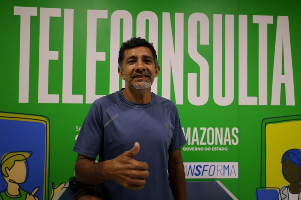 Governador Wilson Lima inaugura serviço de Telessaúde em Parintins e amplia rede de saúde digital no Baixo Amazonas 15 Teleconsulta Boa Vista do Ramos Valdemir dos Santos Foto Mauro Neto Secom 1024x683 1