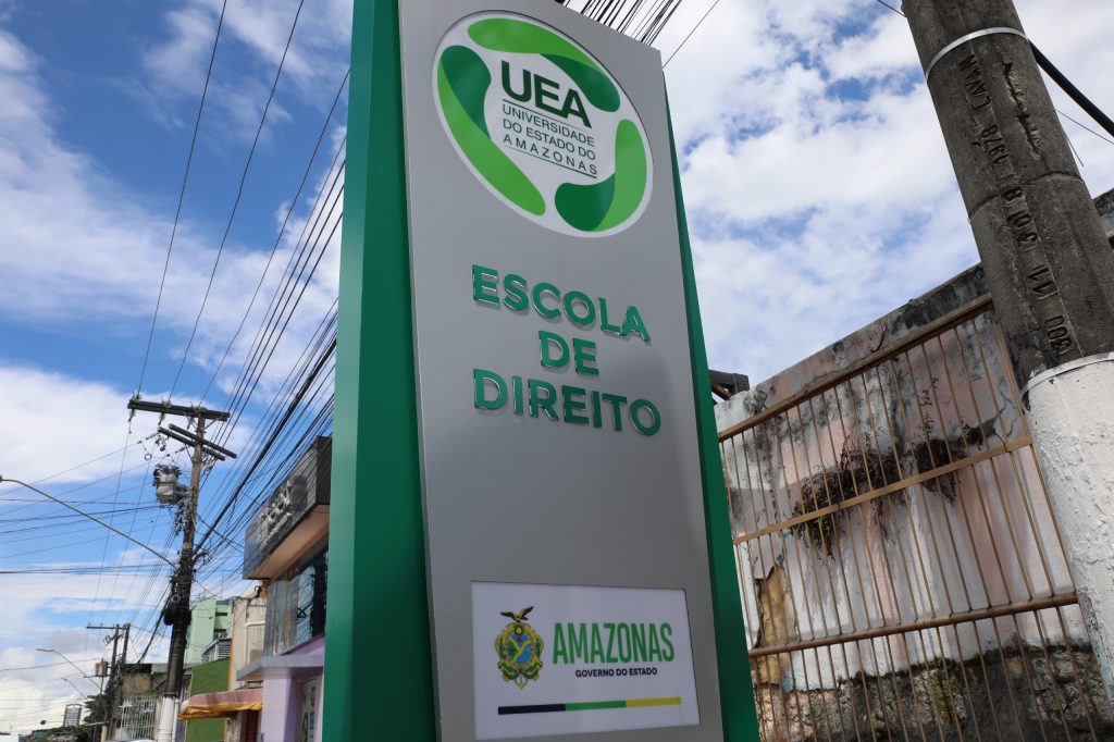 UEA promove Semana de Pesquisa, Direito e Inovação com eventos acadêmicos 5 UEA Escola de Direito Daniel Brito 1024x682 1