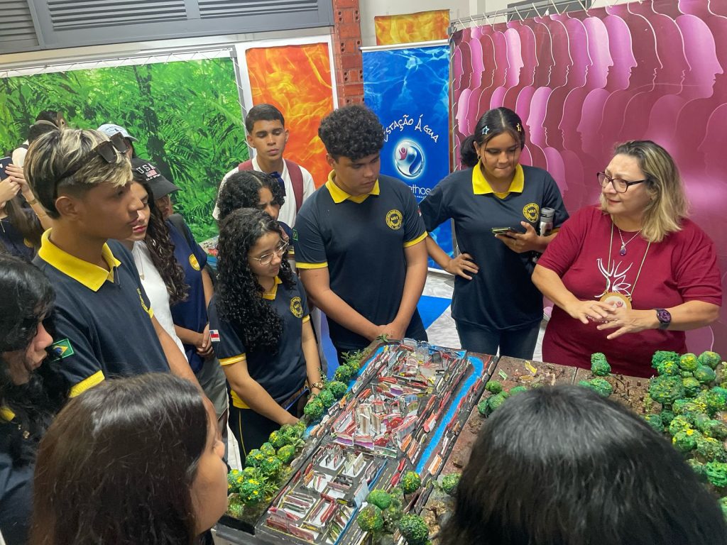 Prosamin+: UGPE promove visita de estudantes ao Bosque da Ciência no Dia Mundial do Meio Ambiente 7 UGPE VISITA ESTUDANTES BOSQUE DA CIENCIA DIVULGACAO UGPE 1024x768 1