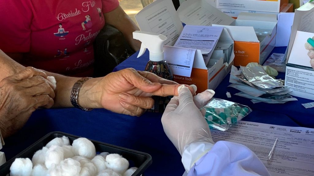 Uso racional de medicamentos e prevenção de IST são temas de ação da FVS-RCP no Parque do Idoso em Manaus 7 WhatsApp Image 2025 06 18 at 150422 1 1024x576 1