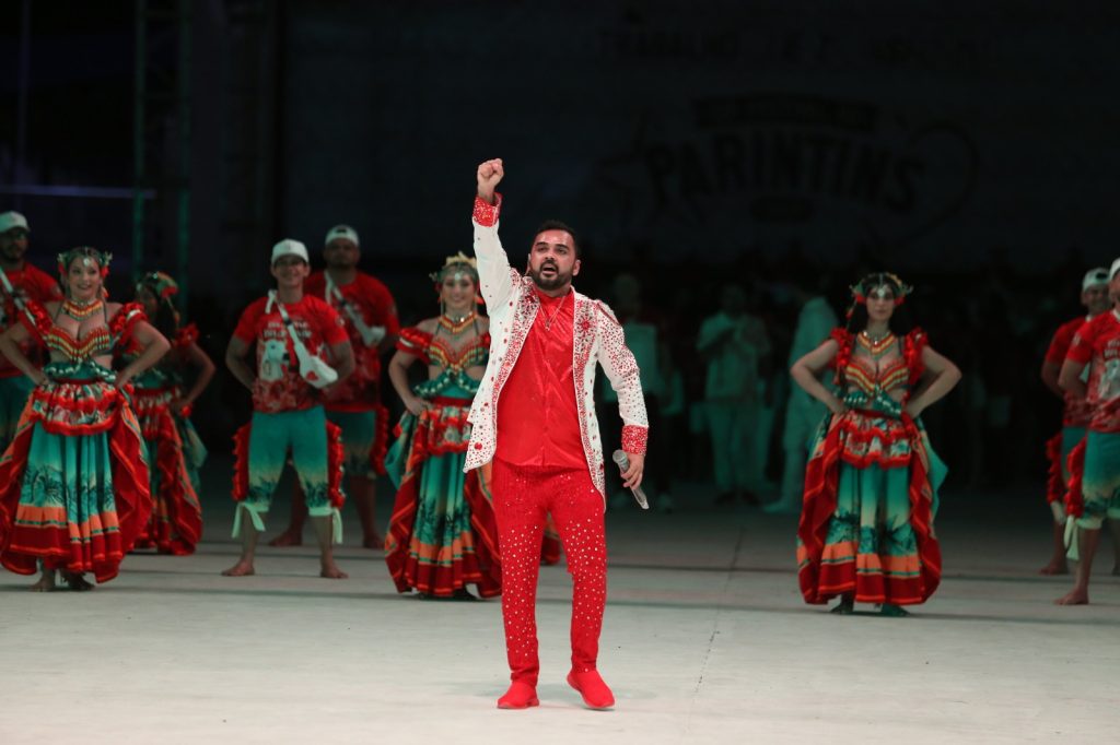 Festival de Parintins 2025: Boi Garantido promove explosão de alegria e torcida lota os dois lados em ensaio técnico no Bumbódromo 12 WhatsApp Image 2025 06 23 at 095133 1024x682 1