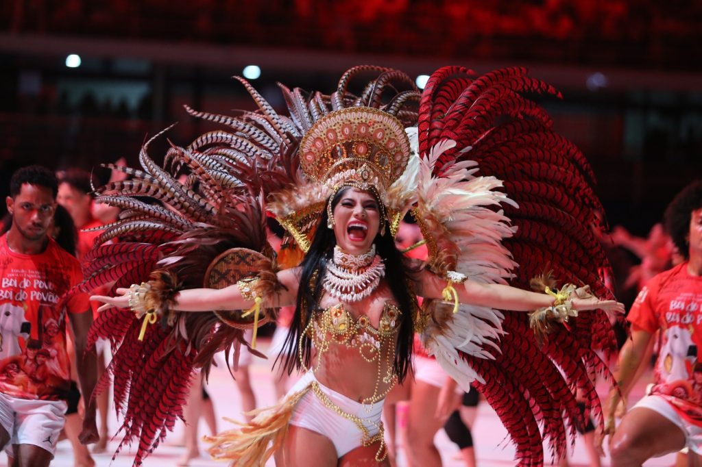 Festival de Parintins 2025: Boi Garantido promove explosão de alegria e torcida lota os dois lados em ensaio técnico no Bumbódromo 16 WhatsApp Image 2025 06 23 at 095143 1024x682 1