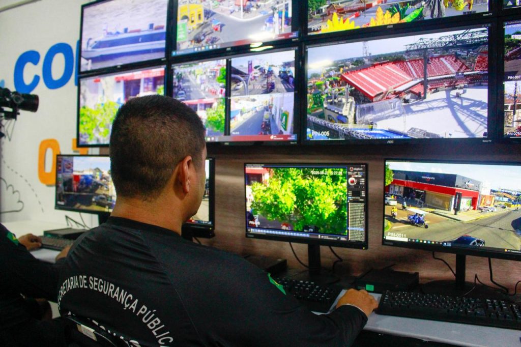 Festival de Parintins 2025: SSP-AM instala cerca de 80 câmeras com tecnologia de reconhecimento facial e de placas 9 WhatsApp Image 2025 06 24 at 110136 1 1024x682 1