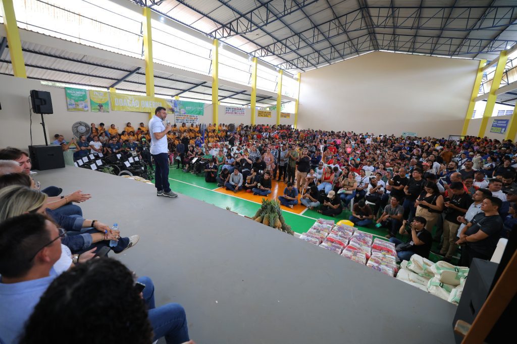 Em Itacoatiara, Governador Wilson Lima destina R$ 2,8 milhões em investimentos para setor primário 16 f2713774 20da 4183 b3bf 38996a05f36f 1024x682 1
