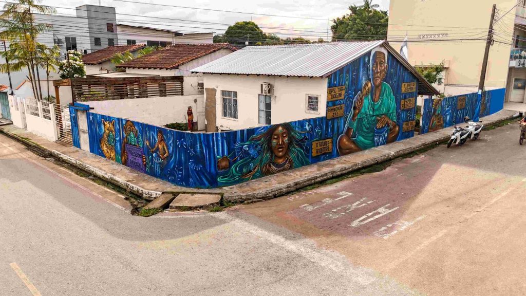 Festival de Parintins 2025: Pinturas do projeto Galeria Cidade Aberta chegam à fase final 15 hulk 1024x576 1