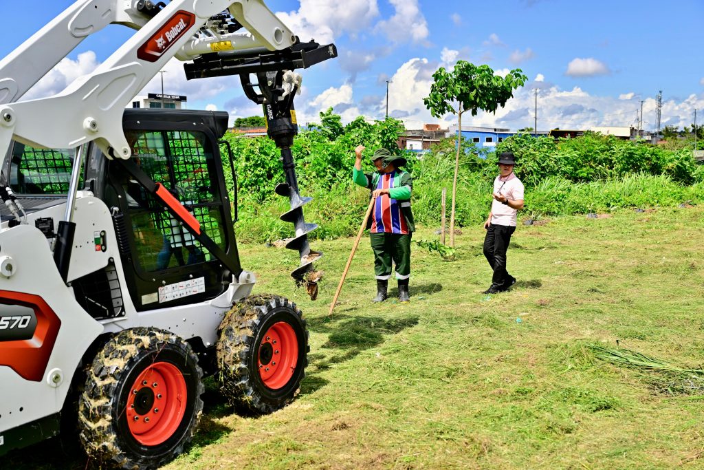 mecanizacao da arborizacao em Manaus 2 1024x683 1